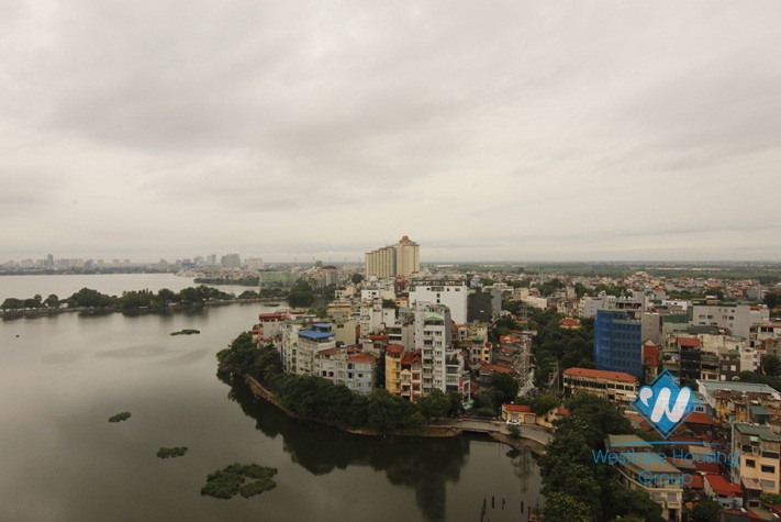 A superb and luxury 2 bedroom apartment with lake view for rent in Ba Dinh